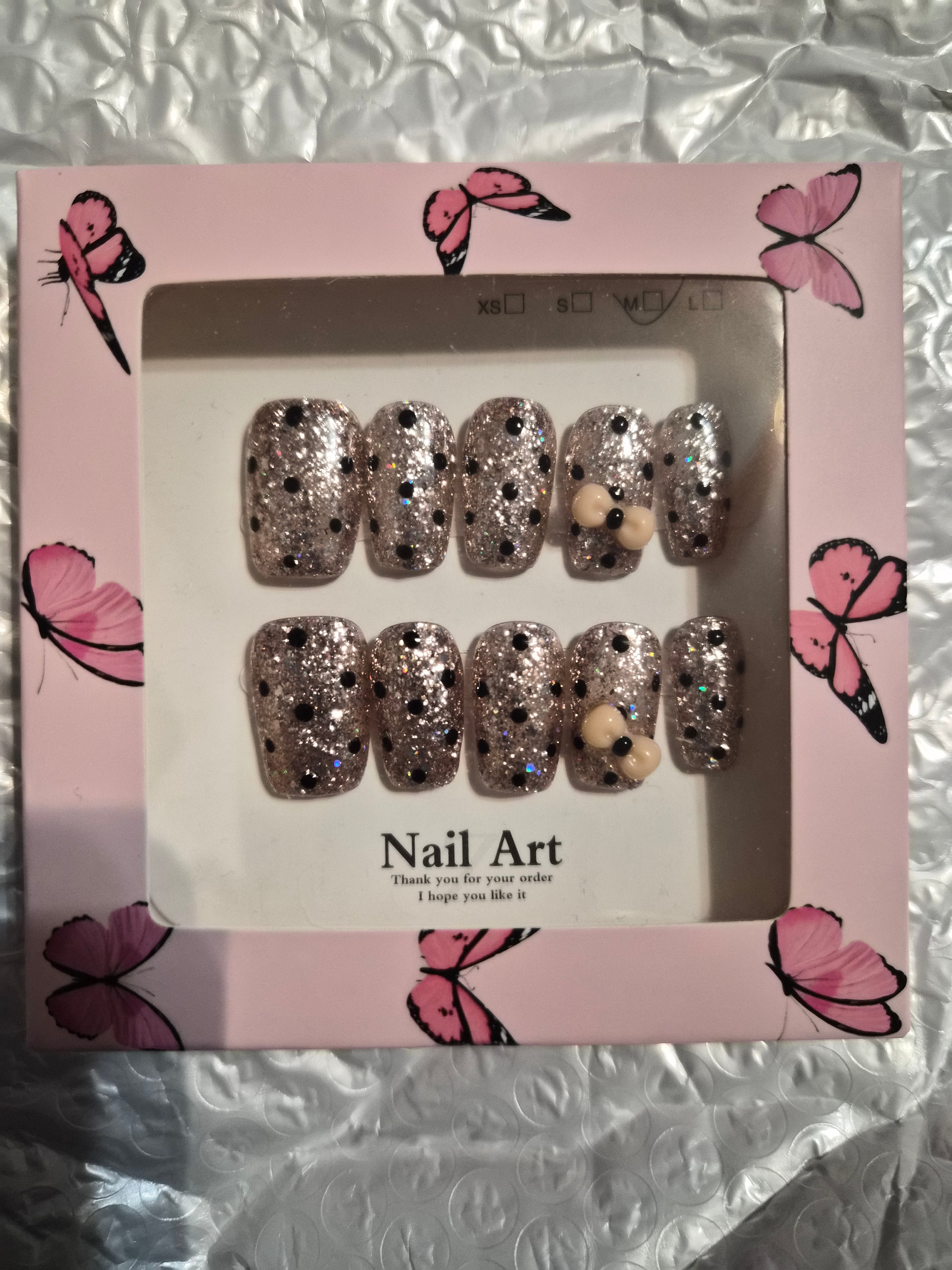 Nails Press On Medium (Short/Medium)